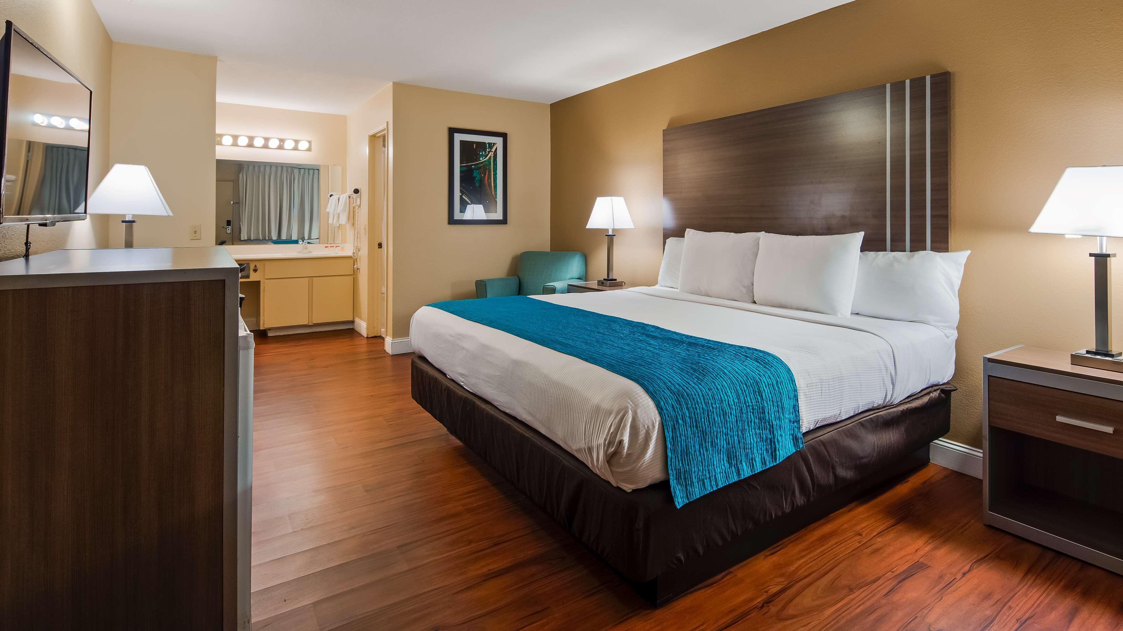 Comfort Inn & Suites Harrisburg-Hershey North Buitenkant foto