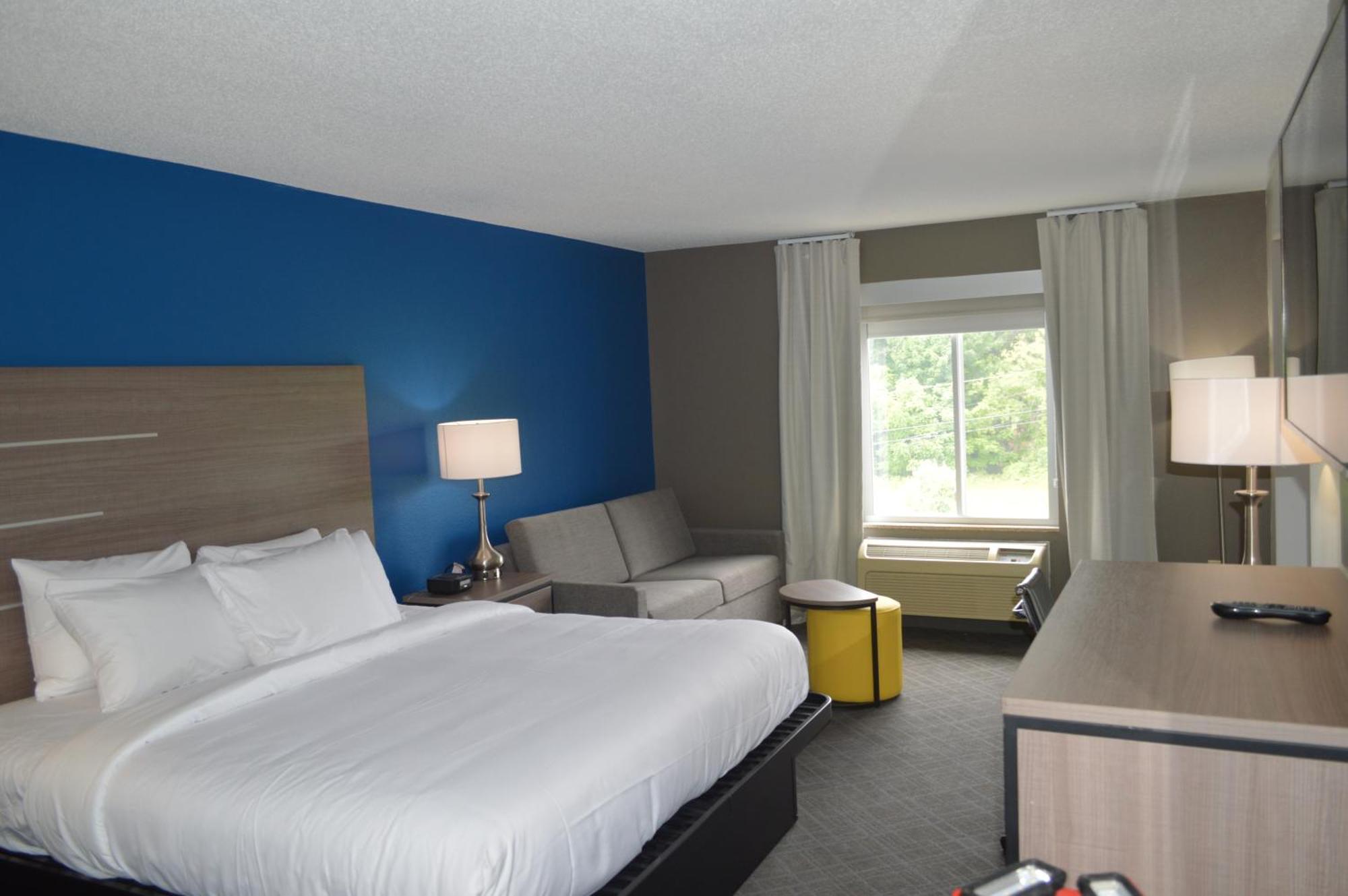 Comfort Inn & Suites Harrisburg-Hershey North Buitenkant foto