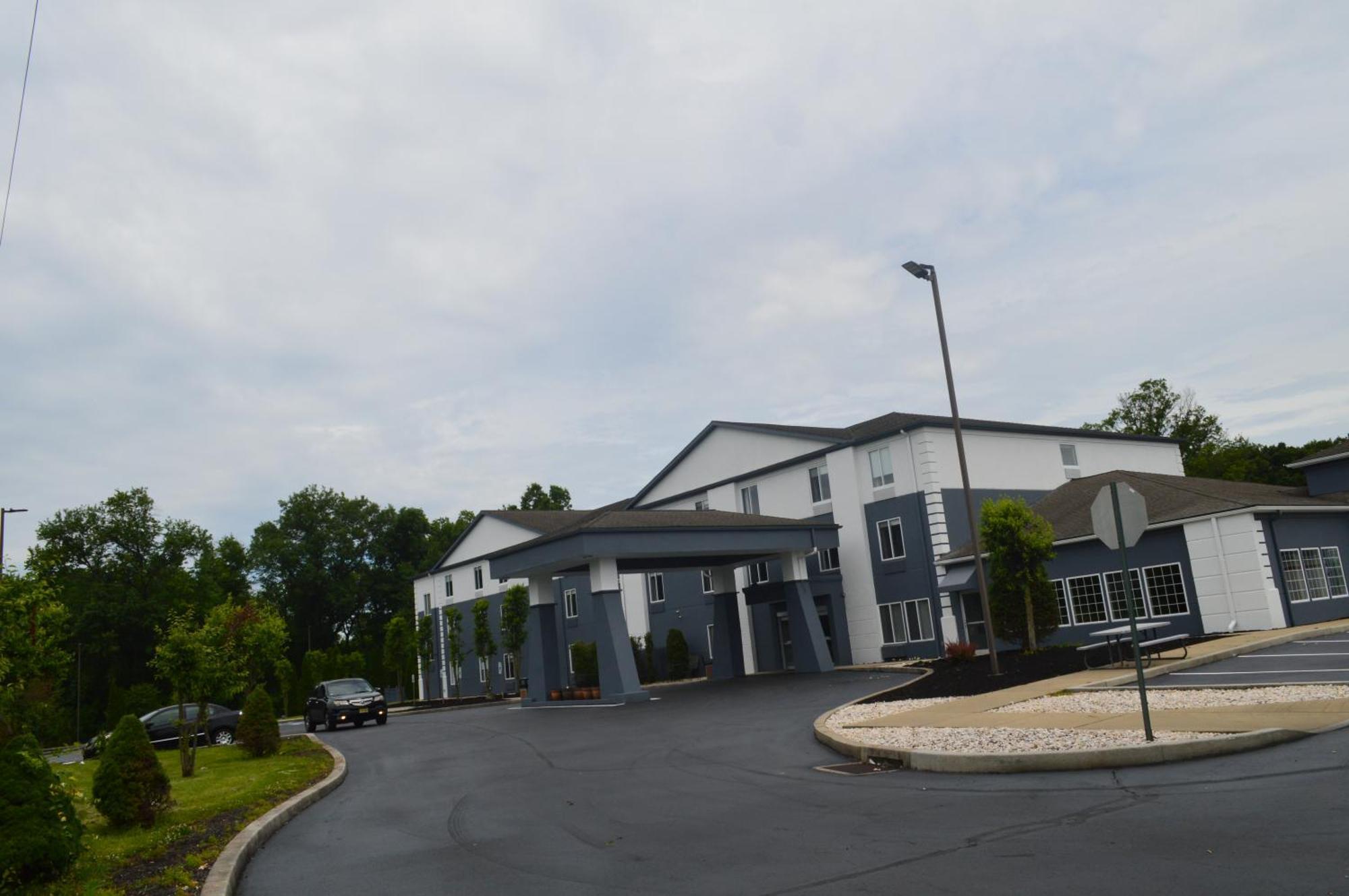Comfort Inn & Suites Harrisburg-Hershey North Buitenkant foto
