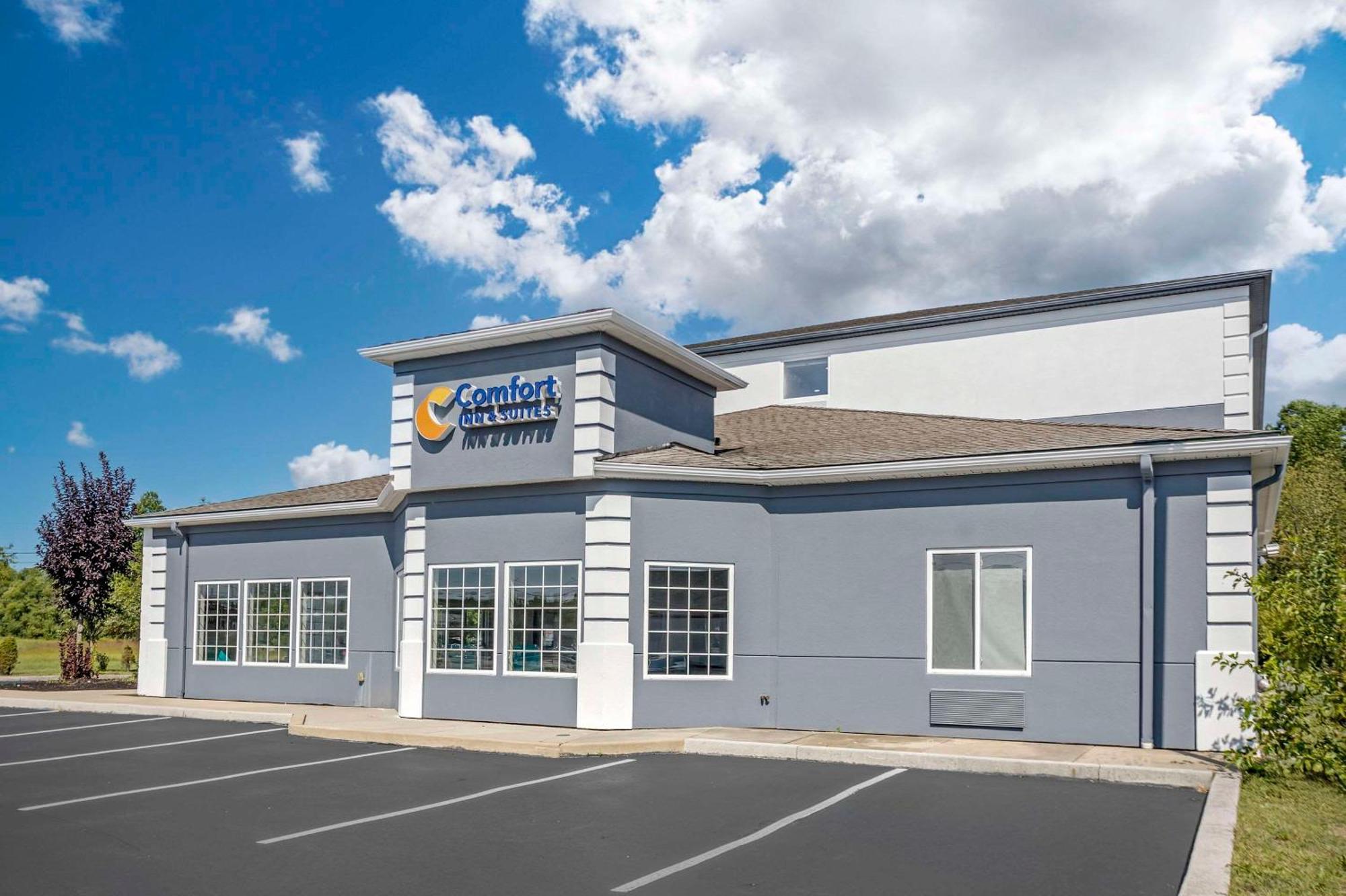 Comfort Inn & Suites Harrisburg-Hershey North Buitenkant foto