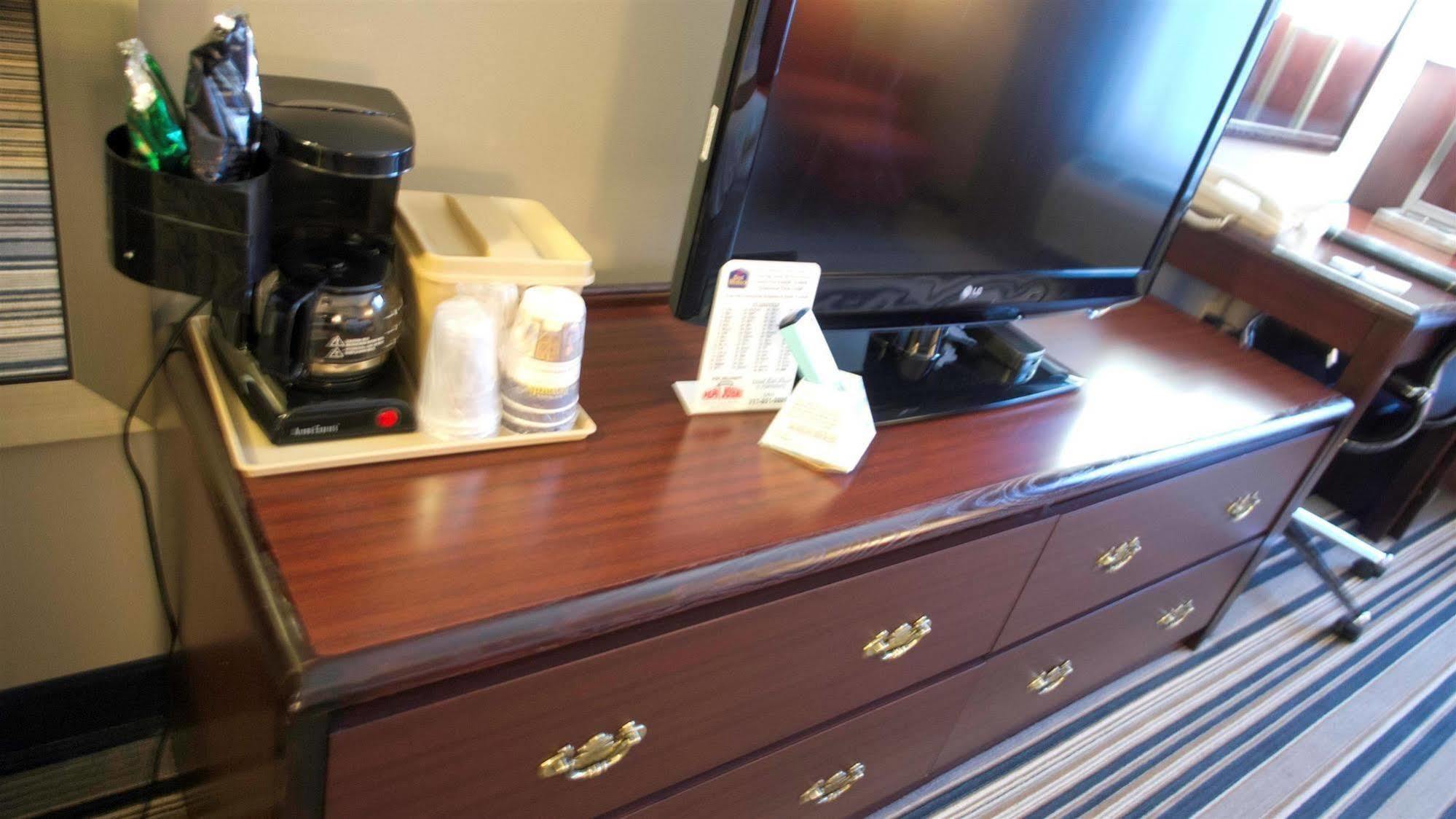 Comfort Inn & Suites Harrisburg-Hershey North Buitenkant foto