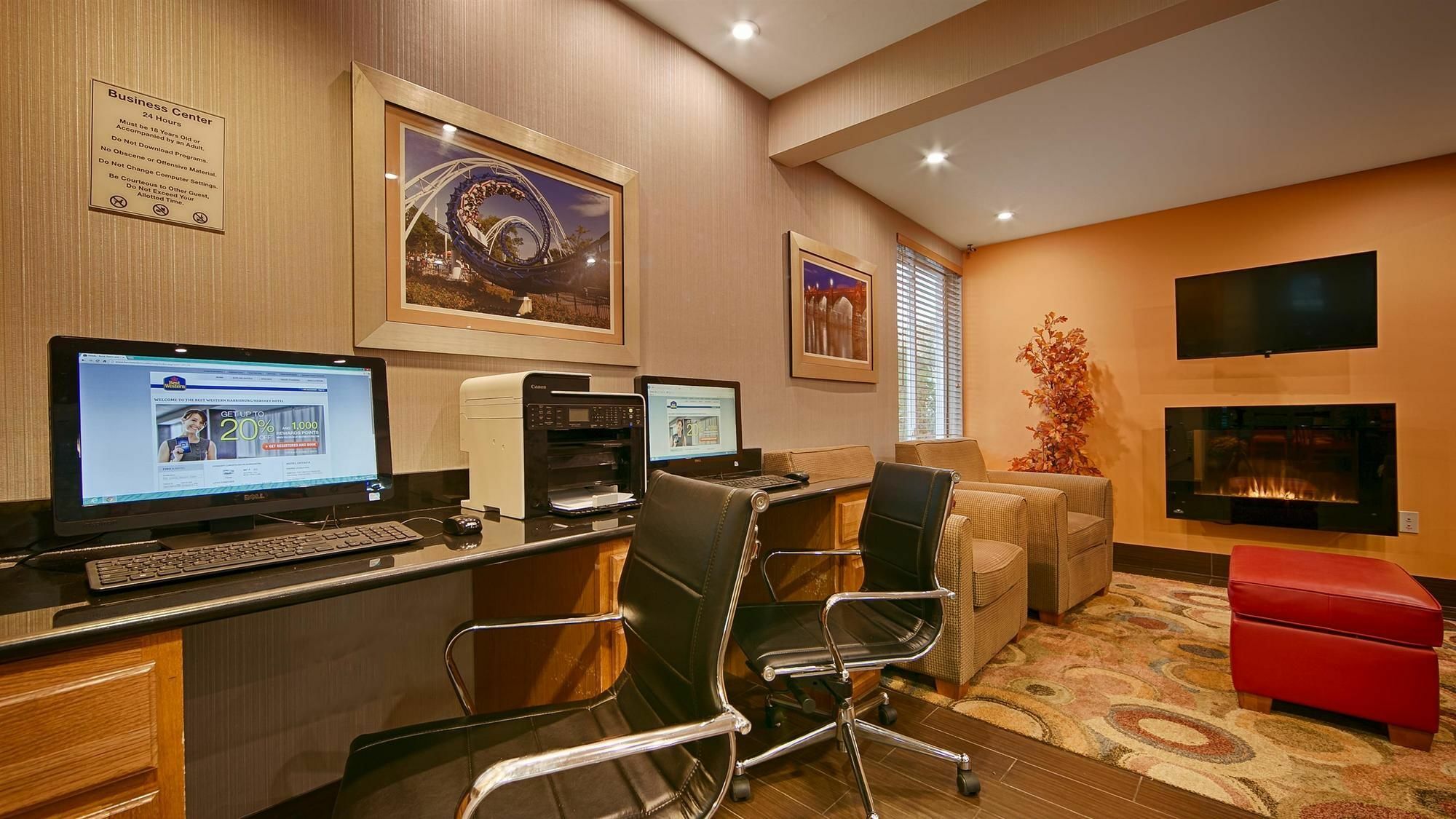 Comfort Inn & Suites Harrisburg-Hershey North Buitenkant foto